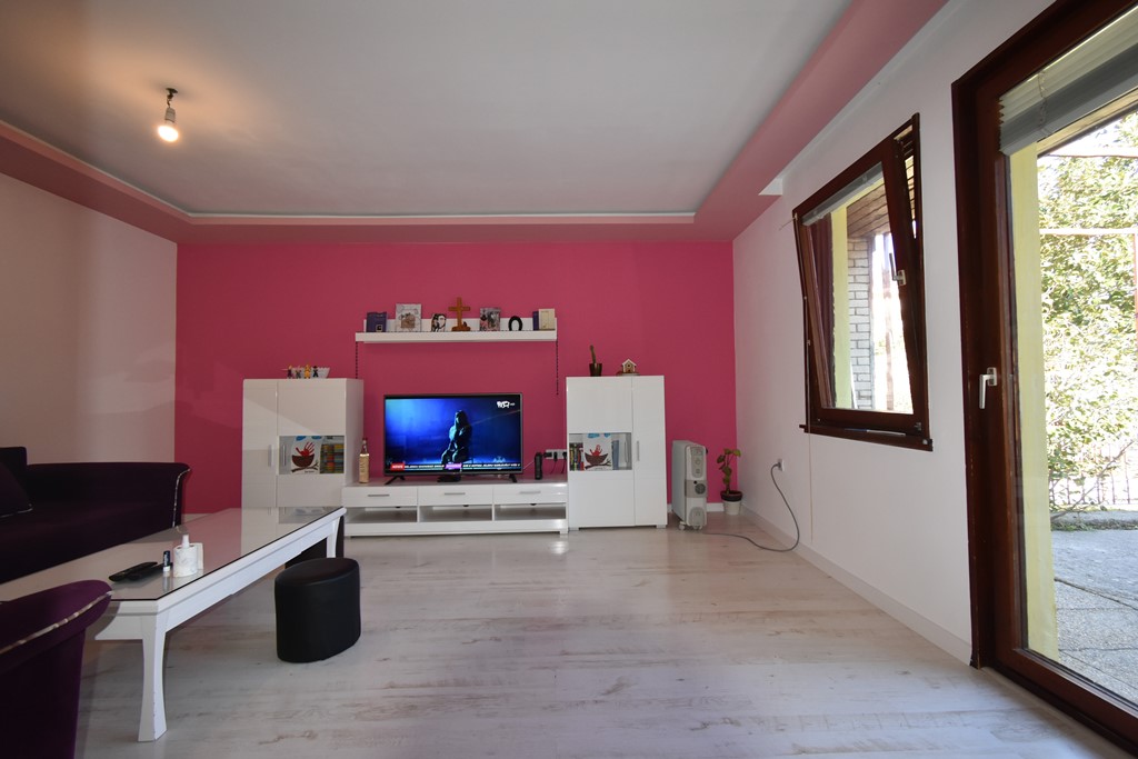 Image of House - 2 Bedrooms - 1 Bathrooms for Sale in Kotor-Kotor-Montenegro, Image 4